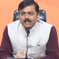 bjp mp gvl narasimharao comments eon amaravati