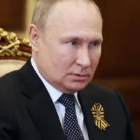 Britain ex Spy Claims Raussias Putin Suffers with Blood Cancer