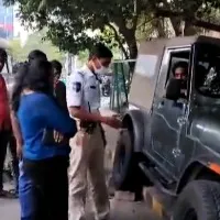 Speeding vehicle rams towards Balakrishna residence in Hyderabad