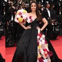 Aishwarya Rai Bachchan dazzles in D&G