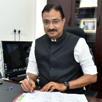 ఏపీ ప్రధాన ఎన్నికల అధికారిగా బాధ్య‌త‌లు స్వీక‌రించిన ముఖేష్ కుమార్ మీనా