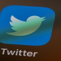 Twitter's new policy to hide tweets with false information during crisis