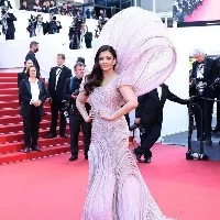 Aishwarya aces Cannes red carpet look at 'Armageddon Time' premiere
