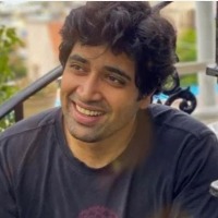 Adivi Sesh bluntly rejects 'Thrilling Star' title