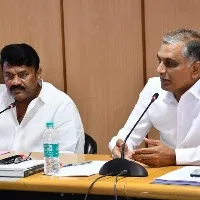 డాక్టర్ ఎంసీఆర్ హెచ్ ఆర్ డీ ఇనిస్టిట్యూట్ లో అధికారులతో మంత్రులు హరీశ్ రావు, తలసాని శ్రీనివాస్ యాదవ్ సమీక్షా సమావేశం 