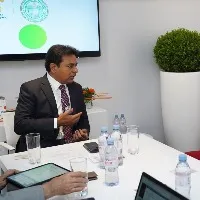 KTR met Swiss Re Insurance company delegation at Davos