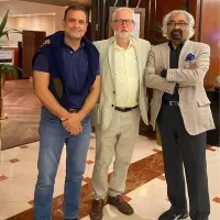 BJP criticizes Rahul Gandhi who was seen photographed with Brit MP Jeremy Corbyn