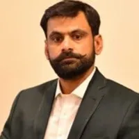 No patrol in Lahore says Pakistan Ex Cricketer Mohammed Hafeez