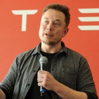 Shareholder sues Musk for manipulating Twitter stock for personal gains