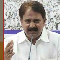 Is R. Krishnaiah champion for BCs, asks Chandrababu; YSRCP counters TDP chief