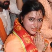 Parliament's Privileges Committee summons Maha officials over arrest of Navneet Rana
