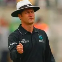When Taufel invites Sehwag into umpiring career
