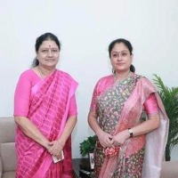 Vijayashanti secret meeting with Sasikala