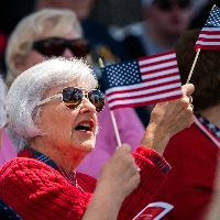 New Yorkers celebrate Memorial Day marking start of summer