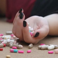 TV actor attempts suicide