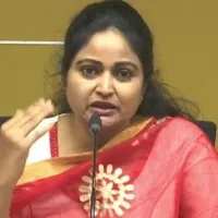 Divyavani resigns to TDP