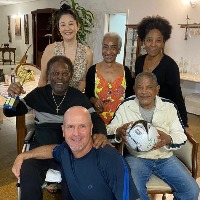 Pele grateful for 'every small victory' as he fights against cancer