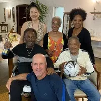 Pele grateful for 'every small victory' as he fights against cancer