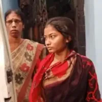 Woman swims to India from Bangladesh to marry lover