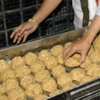 TTD Giving Only Four laddus to its Devotees
