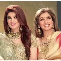 Twinkle Khanna says her mother Dimple Kapadia talked to a ghost in Jaipur Palace