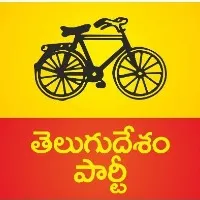 tdp leaders hand over the cheque to driver subrahmanyam family