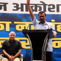 BJP govt failed to give security to Kashmiri Pandits: CM Kejriwal