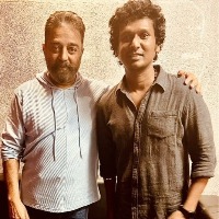 Kamal Haasan gifts car to 'Vikram' director Lokesh Kanakaraj