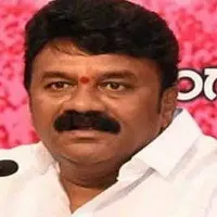 Fishermen gives korrameenu fish to Talasani