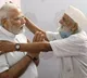 PM Modi met his childhood teacher in Vadnagar