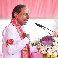 KCR likely to float national party Bharat Rashtra Samithi