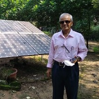 Green Oscar-winning scientist spells out the many uses of solar power
