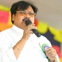 Varla Ramaiah Once again fires on CM YS Jagan