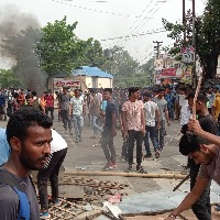 Protest against Centre's Agnipath scheme continues in Bihar