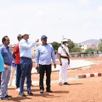 పాయకాపురం చెరువు అభివృద్ధి పనులను పరిశీలించిన వీఎంసీ కమిషనర్