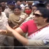 TRS response on Renuka Chowdary holding SI collar