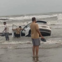 Delhi native held for driving SUV on Goa beach