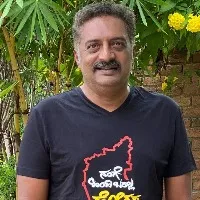 Prakash Raj expresses support for Sai Pallavi: We are with you