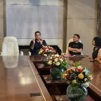 NCA chief VVS Laxman interacts with Harmanpreet Kaur led India womens team
