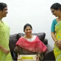 'Virata Parvam' team calls on Sarala's kin in Warangal on whom the film is based