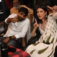 shruti haasan on balakrishna new movie sets