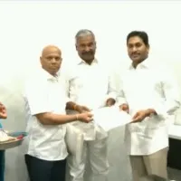 Minister Peddireddy invites CM Jagan to inaugurate Vakula Matha Temple