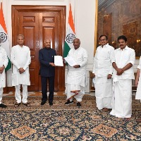 Agnipath row: Congress delegation meets President Kovind