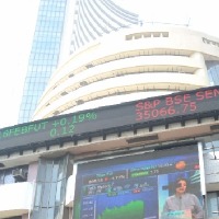 Markets ends in profits