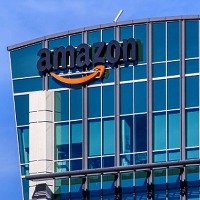 Amazon names Herrington as CEO of Worldwide Amazon Stores