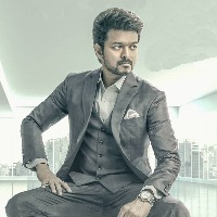 Kamal Haasan, Dhanush, Keerthy Suresh wish Vijay a happy birthday