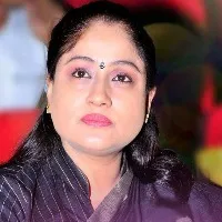 Vijayasanthi criticized CM KCR