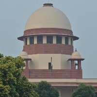 Amid Maha crisis, SC moved for 5-year bar on disqualified/resigned MLAs