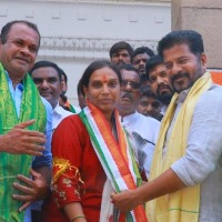 PJR’s daughter Vijaya Reddy joins Congress in presence of Revanth