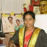 Midnight high drama in Chittoor; Police jeep runs over former Mayor!